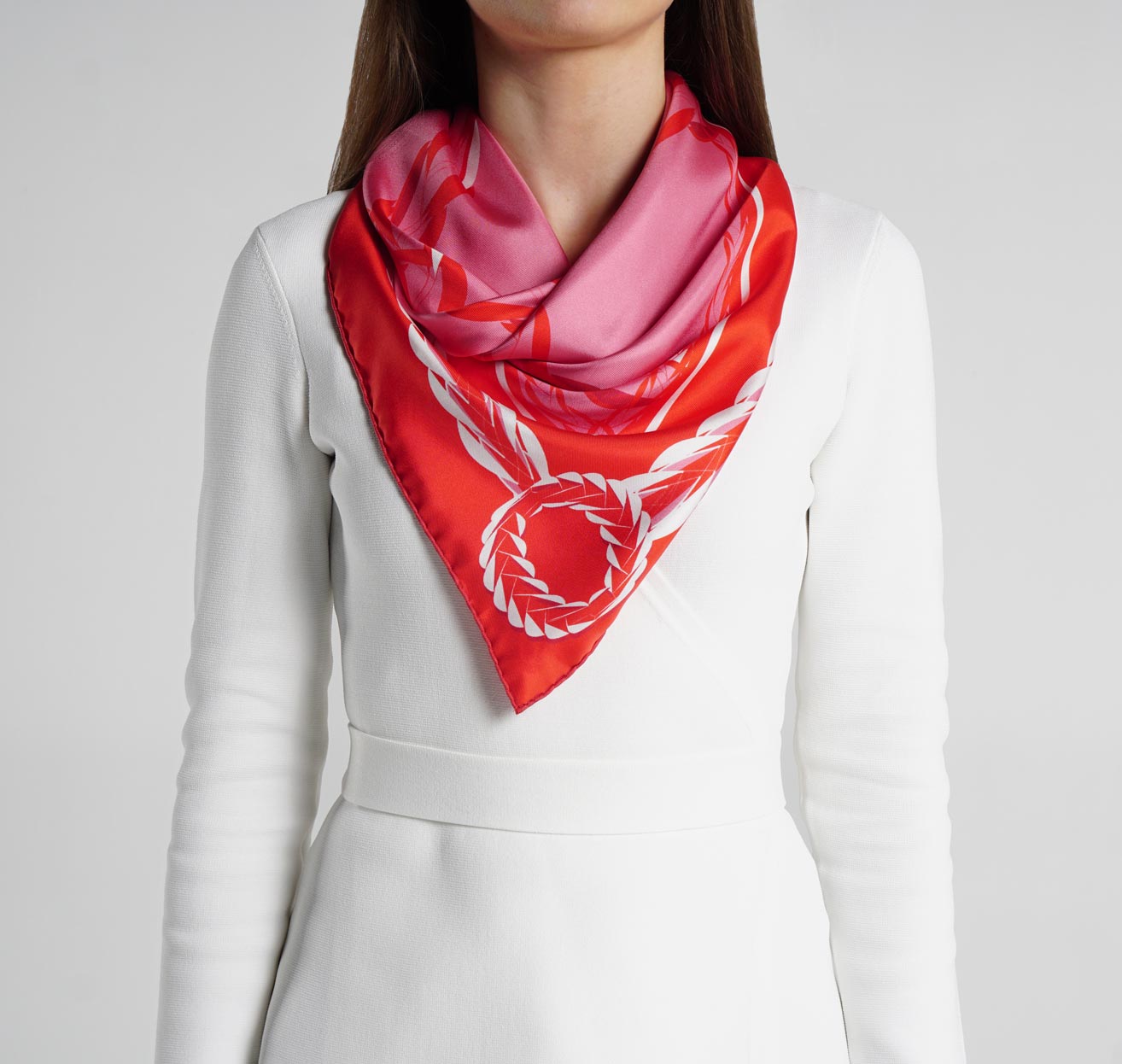 Queen Foulard Rouge and Rose  Sésam sustainably handcrafted silk scarves –  SÉSAM